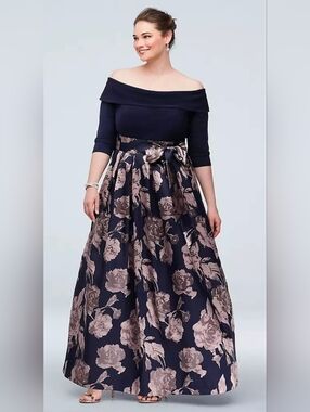 Jessica Howard Navy Maxi Skirt with Blush Floral Pattern and Sash